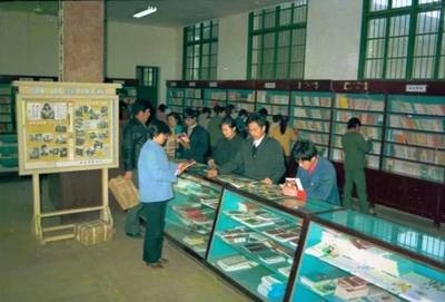 改革开放四十载，文教事业展新颜